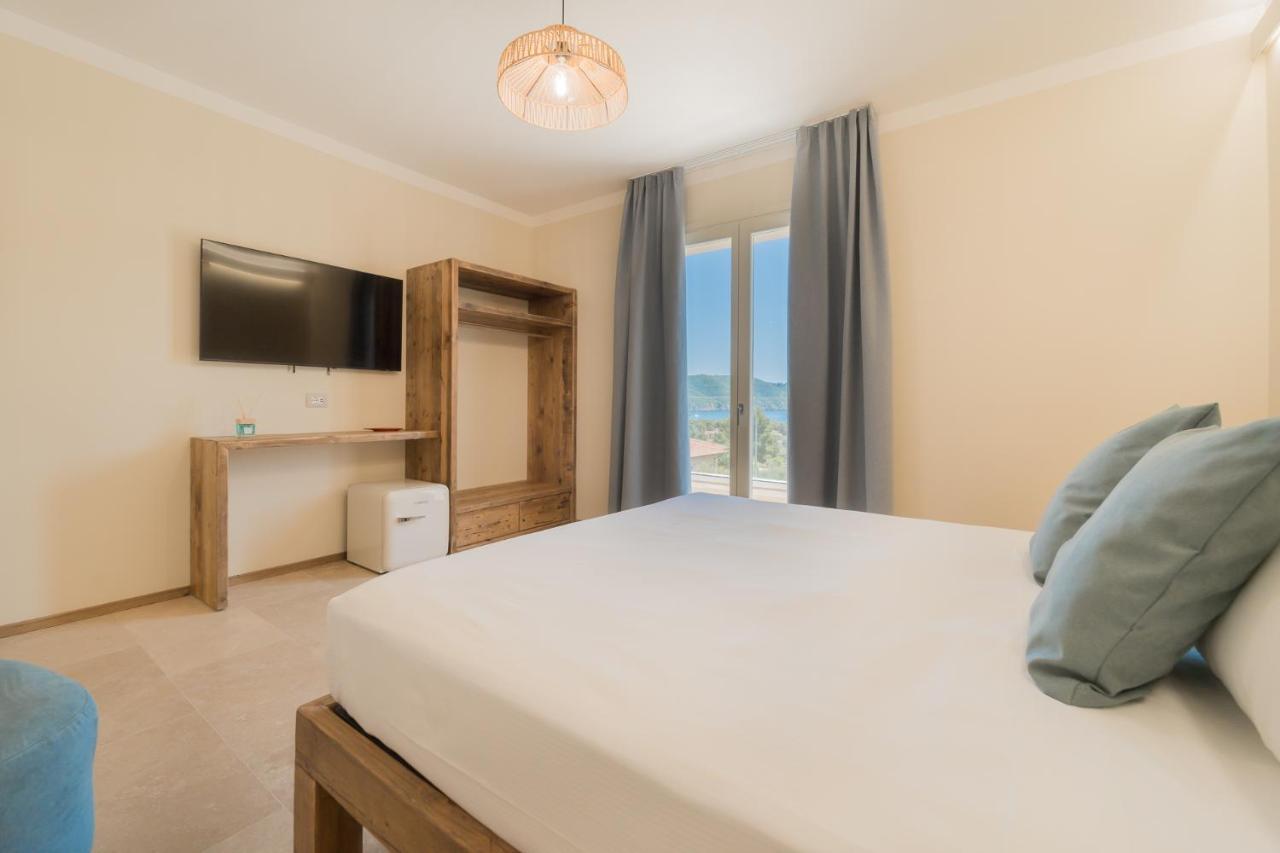 Bnb Il Grecale Лакона Экстерьер фото